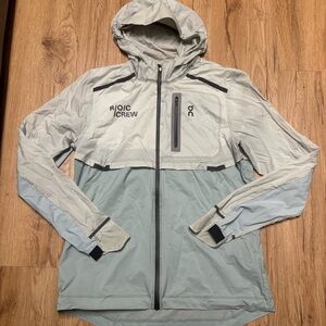On Running Weather Jacket